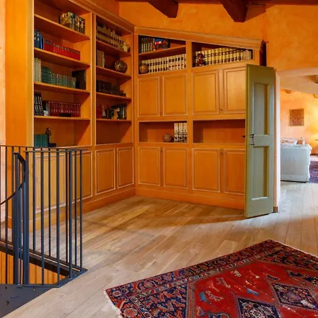 La Tana Del Ghiro 18, Emma Villa Ravenna