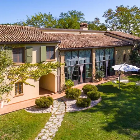 La Tana Del Ghiro 18, Emma Ravenna