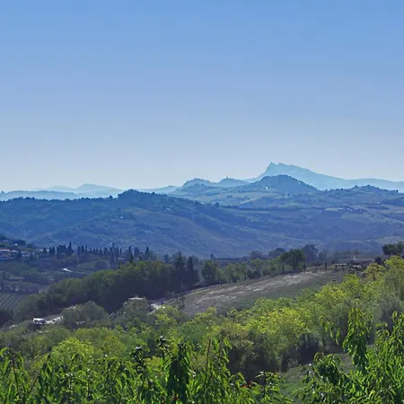 La Tana Del Ghiro 18, Emma Villa *