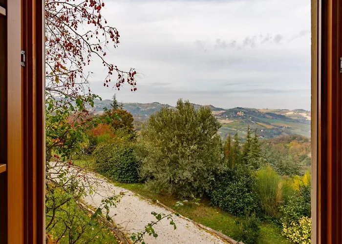 La Tana Del Ghiro 18, Emma