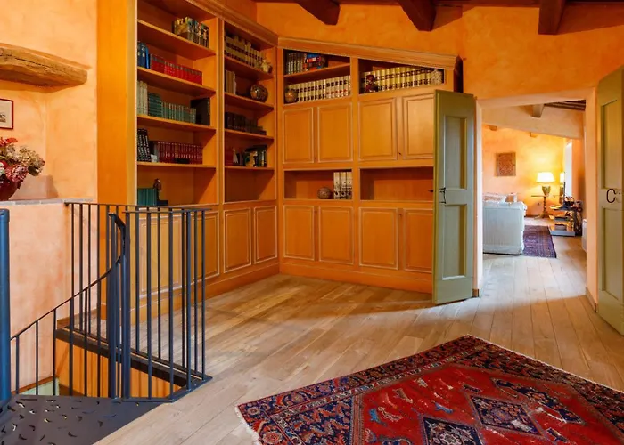 La Tana Del Ghiro 18, Emma Villa Ravenna