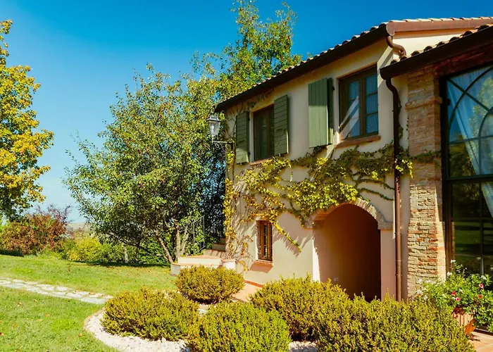 Villa La Tana Del Ghiro 18, Emma