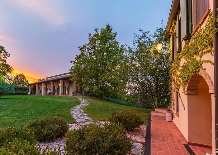 Βίλα La Tana Del Ghiro 18, Emma *